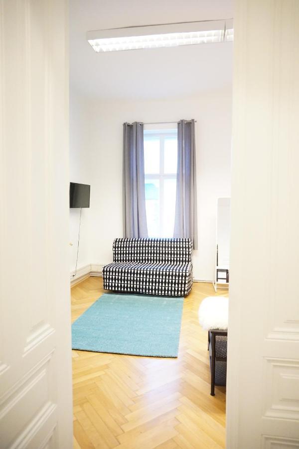 Urban City Apartment - Contactless Check-In Vienne Extérieur photo